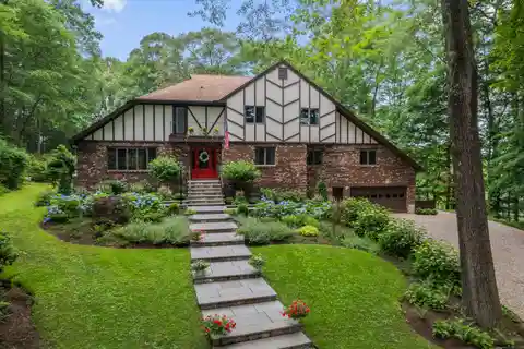Tashua Tudor Retreat with Saltwater Pool