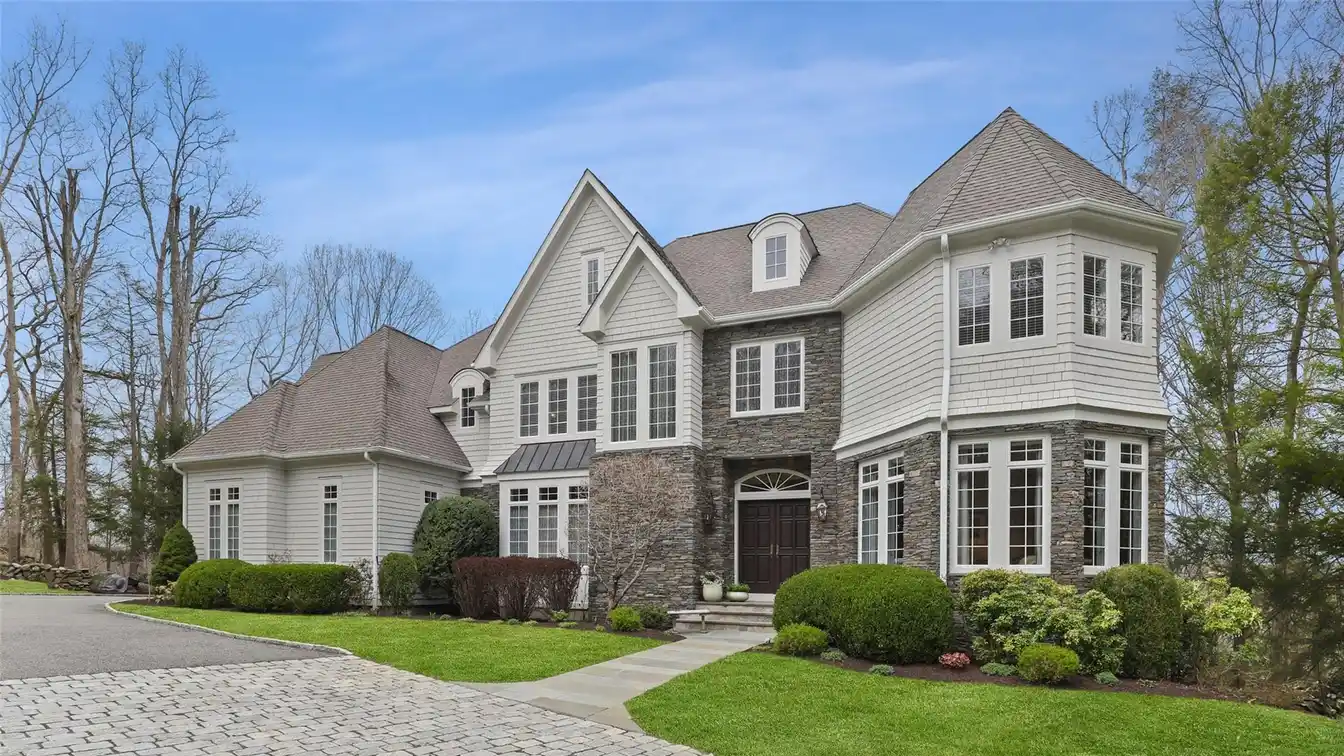 Modern Colonial Retreat