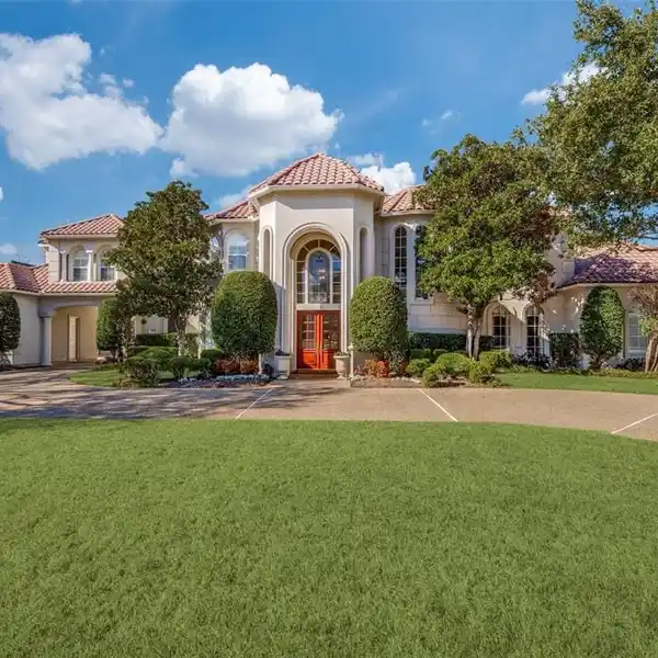 ONE-OWNER HOME ON A CREEK LOT IN GATED STARWOOD