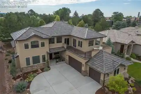 Custom Home Overlooking Garden of the Gods
