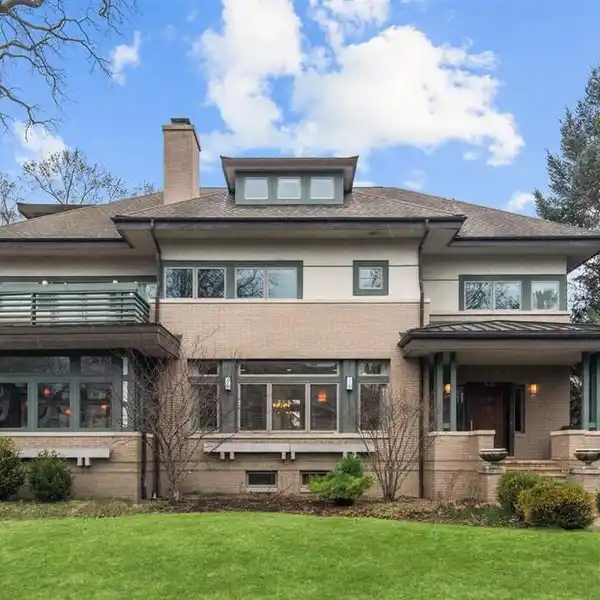 NEWER CONSTRUCTION ON AN OVERSIZED LOT