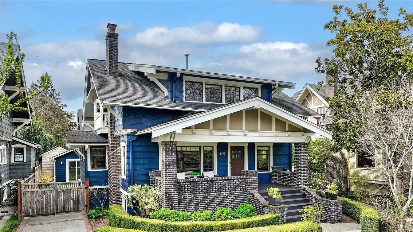Beautifully Maintained 1913 Craftsman Bungalow
