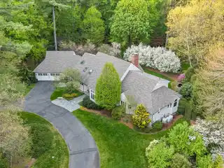 Special Home in Sunset Farm