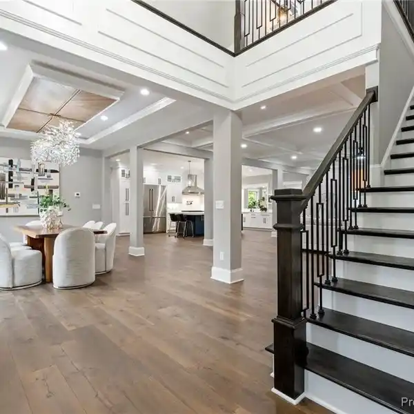 STUNNING HOME IN SOUGHT-AFTER SHELLBANK WOODS