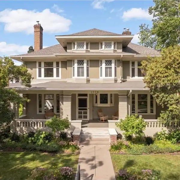 FULLY UPDATED TURN-OF-CENTURY LOWRY HILL HOME