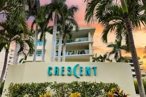 Spacious Beachfront Condo