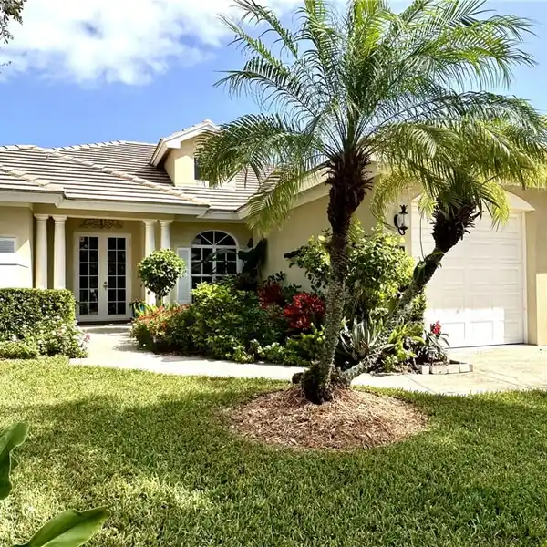 STUNNING HOME ON DESIRABLE CUL-DE-SAC