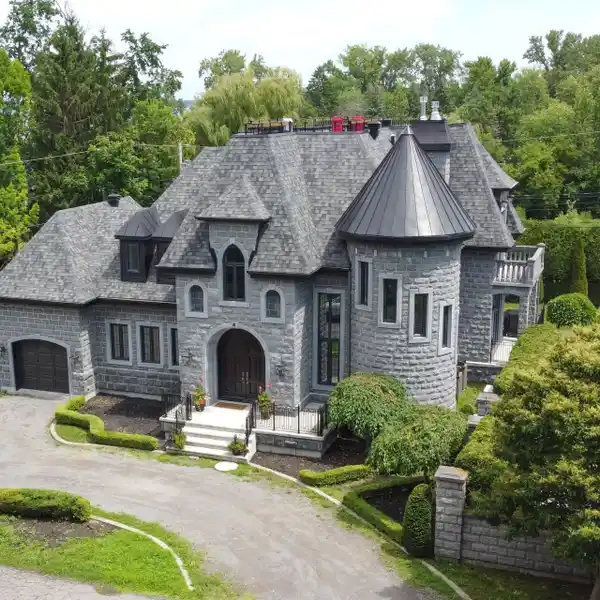 EXCEPTIONAL EUROPEAN-STYLE CHATEAU