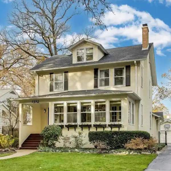 CLASSIC EAST WILMETTE HOME WITH MODERN UPDATES