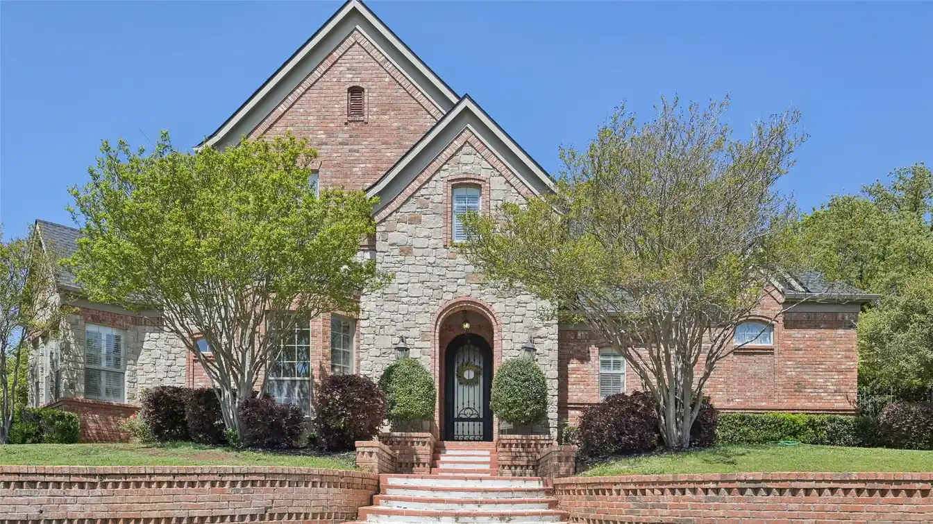 Beautiful Home in the Desirable Wildwood Neighborhood