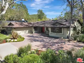 Recently Remodeled Home in Malibu West