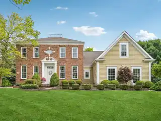 Spacious Home with Gorgeous Golf Panoramas