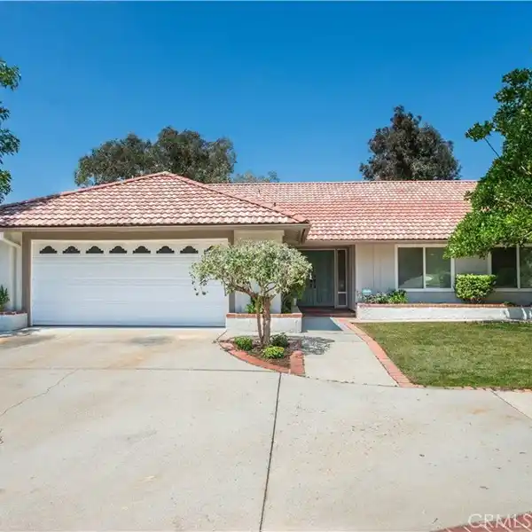 BEAUTIFULLY UPDATED SINGLE-STORY HOME