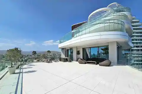 Gorgeous Apartment in Limassol Del Mar