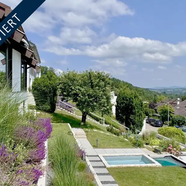 SPACIOUS FAMILY PARADISE WITH PANORAMIC VIEWS