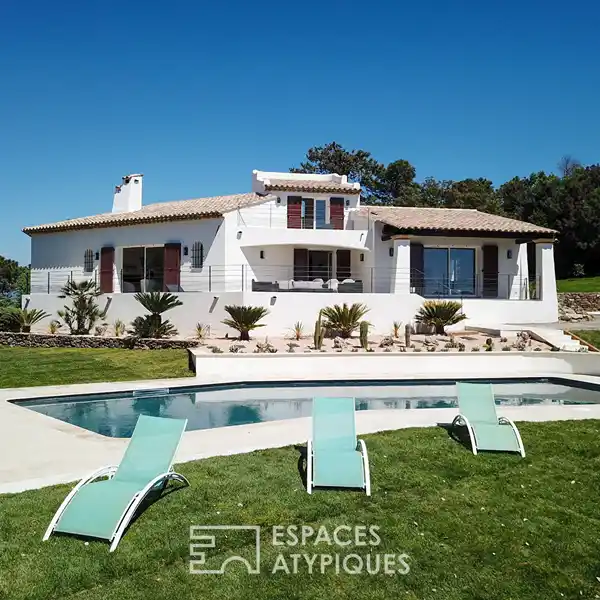 PRESTIGIOUS VILLA WITH PANORAMIC SEA VIEW