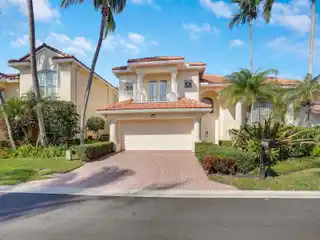 Live the Dream at Prosperity Harbor