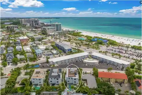 Seascape - Uncommon Luxury Living