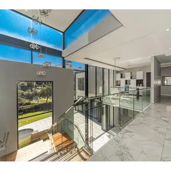 COMPLETE A LUXURY HOME IN A PRESTIGIOUS AREA