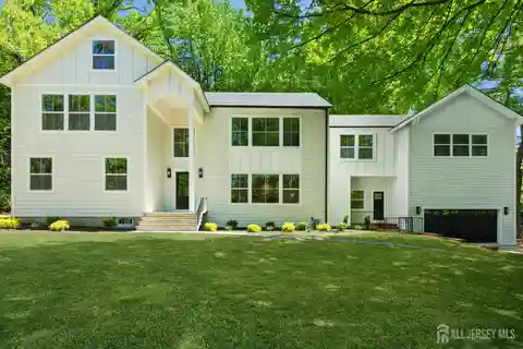 Exceptional New Construction