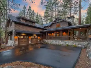 Rustic Elegance Meets Sophisticated Mountain Living