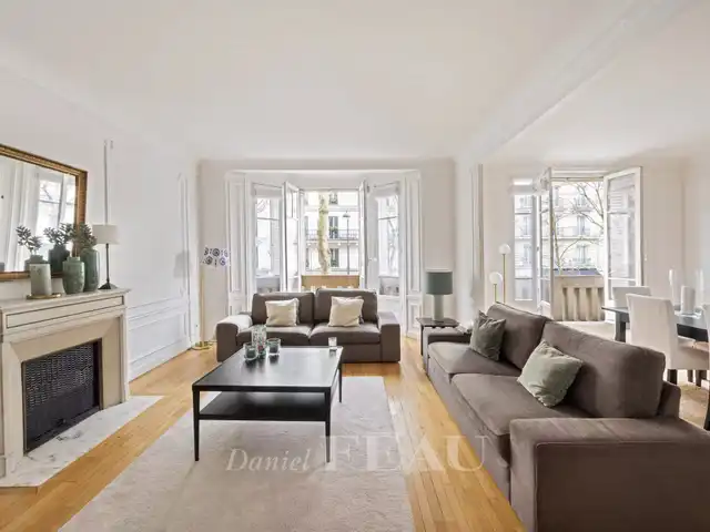 Large Image