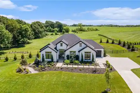 Luxurious Custom Home on 3.62 Beautiful Acres
