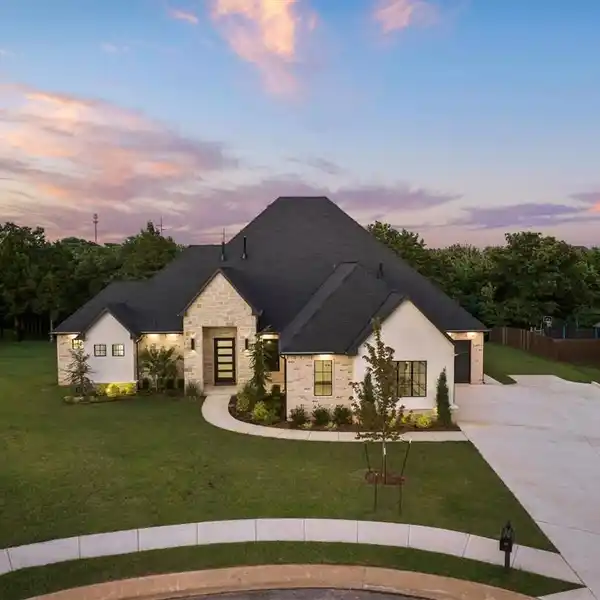 UNPARALLELED RESIDENCE
