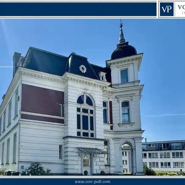 ELEGANT VILLA WITH TIMELESS CHARM AND SPACIOUS GARDEN/PARKING