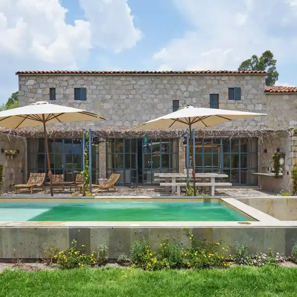 ELEGANT COUNTRYSIDE VILLA WITH PRIVATE VINEYARD