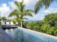 VILLA GOOD VIBRATIONS IS A MODERN ARCHITECTURAL GEM