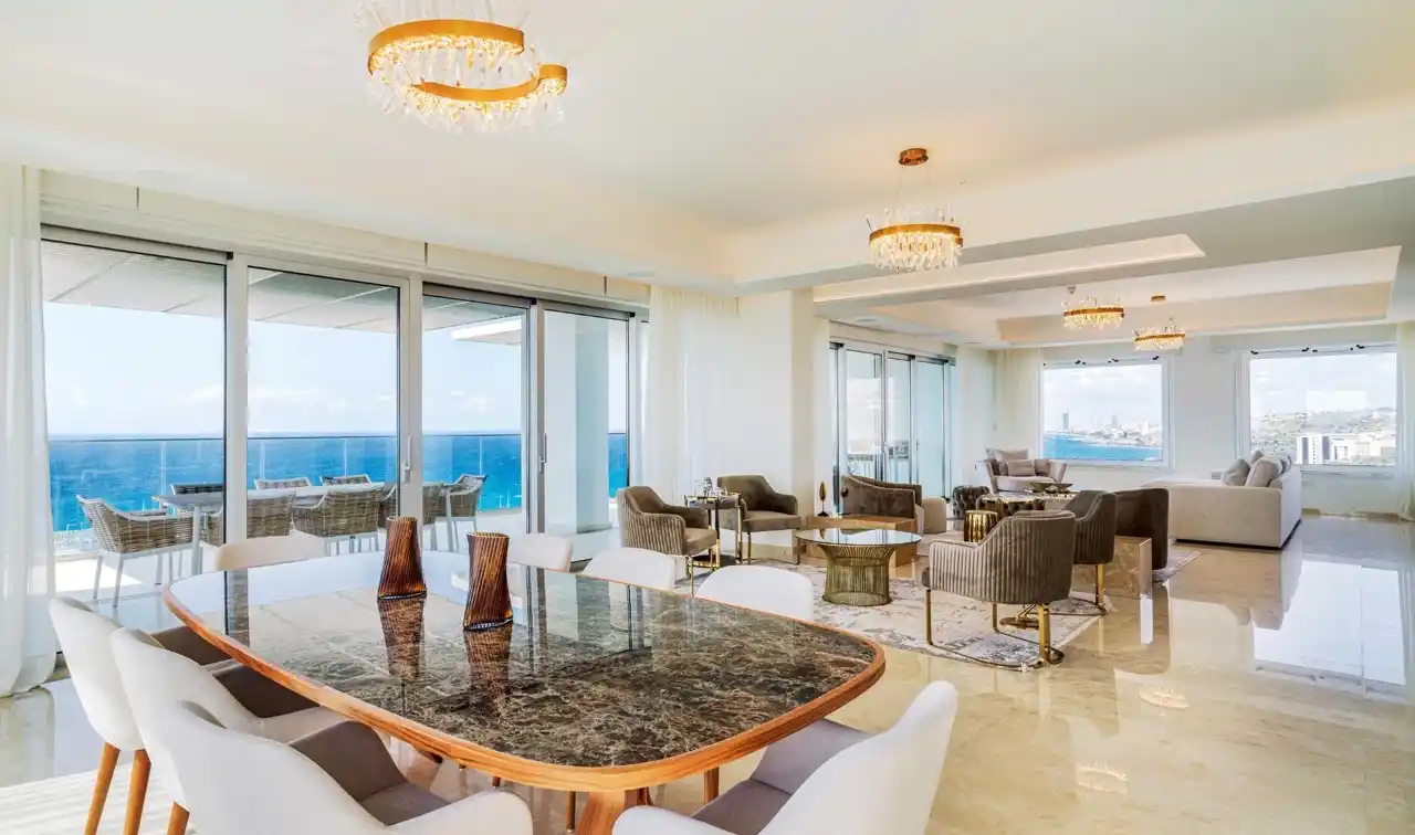 Sophisticated Duplex Penthouse