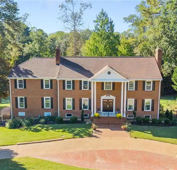 REFINED ESTATE WITH POND VIEWS & DESIGNER TOUCHES