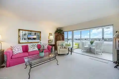 Coastal Charm with Modern Comfort in Harborside West