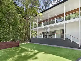 Architecturally Designed Residence on a Quiet Cul-De-Sac