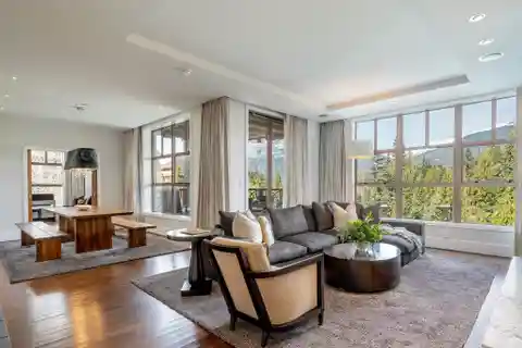 Modern Luxury Getaway