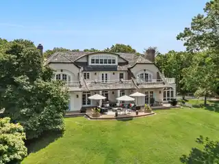 Whispering Winds - Exquisite Property for Rent