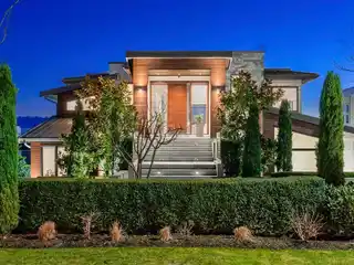 Timeless Modern Design with Spectacular Views