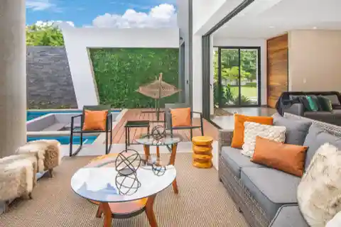 Gorgeous Contemporary Family Home