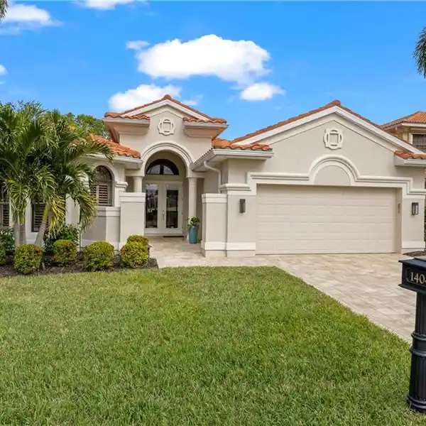 RESORT-STYLE LIVING WITH TURNKEY CONVENIENCE