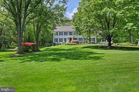 Beautifully Maintained Single-family Home