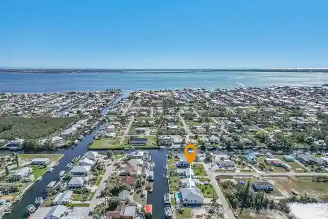 Waterfront Oasis on Pine Island