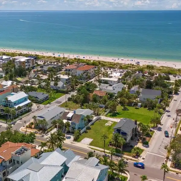 BUILD A DREAM HOME IN THE COVETED PASS-A-GRILLE AREA