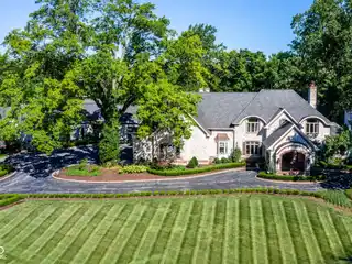 Extraordinary Property with Every Luxury Amenity