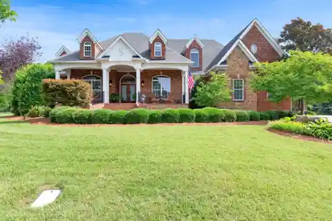 Resort Living in a Quiet Upscale Neighborhood