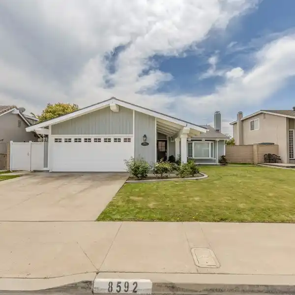 BEAUTIFULLY MAINTAINED SINGLE-STORY HOME