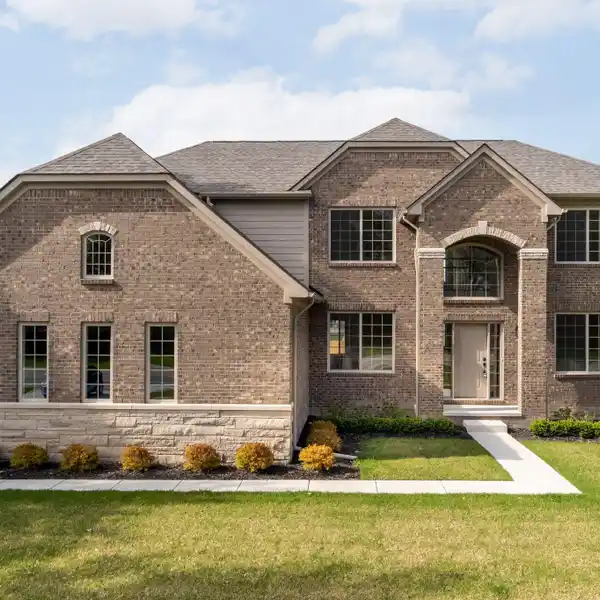 EXQUISITE NEW CONSTRUCTION