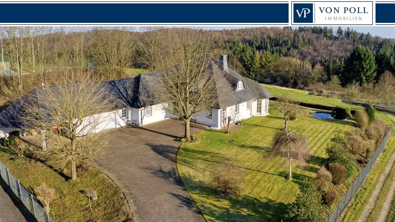 Sun-drenched Property in a Quiet Location