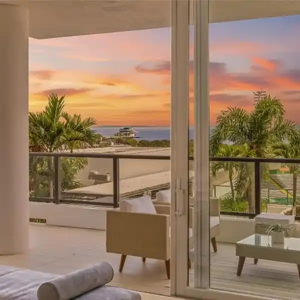 GORGEOUS SALTAIRE HOME WITH AN EXPANSIVE PRIVATE TERRACE