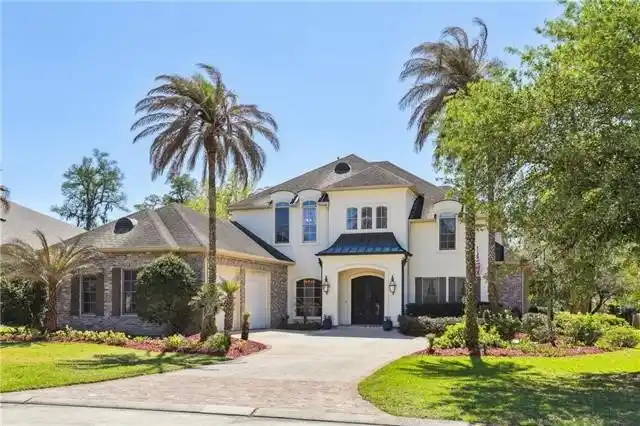 Five-bedroom Home on a Park Within Beautiful English Turn Resort